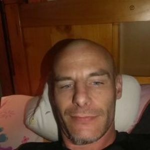 Meet your Posher, Larry